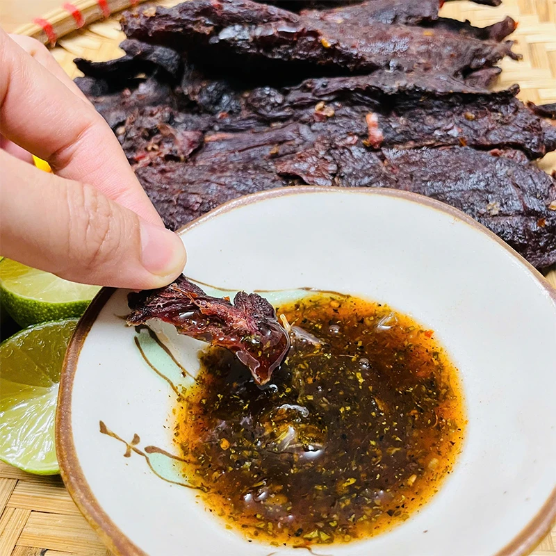 Hũ Nước Sốt Chẩm Chéo Ướt Chính Hãng NGÔ GIA 250G 6 anh thit ngua gac bep